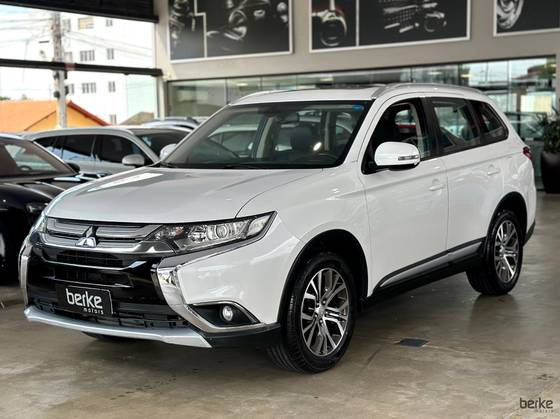 MITSUBISHI OUTLANDER 2.0 16V GASOLINA 4P AUTOMÁTICO MITSUBISHI OUTLANDER 2.0 16V GASOLINA 4P AUTOMÁTICO